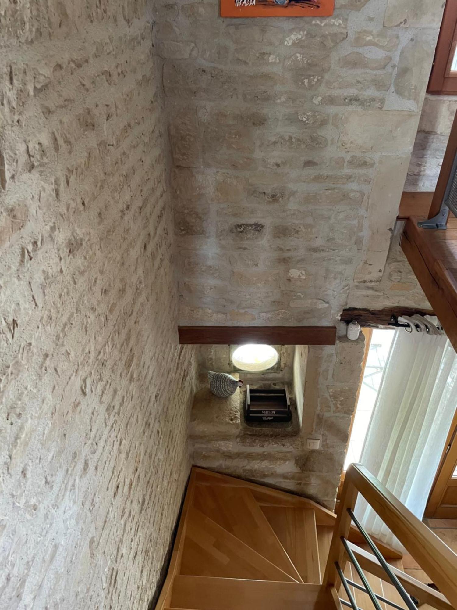 Sous L Olivier Apartment Tusson Ngoại thất bức ảnh